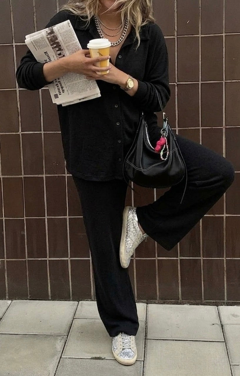 ikironka-conjunto-negro-mujer-detalle.jpg